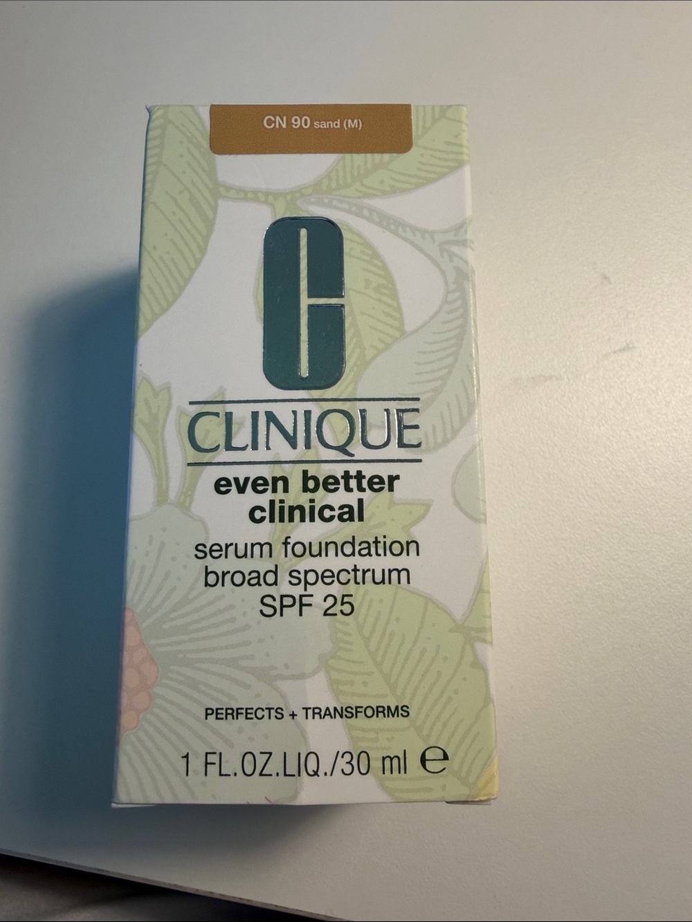 Clinique Even Better Clinical Serum Foundation SPF 25 - CN 90 Sand